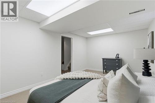 29 Melissa Crescent, Hamilton, ON - Indoor Photo Showing Bedroom