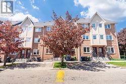 4 - 224 ROSEMOUNT AVENUE  Toronto, ON M9N 1M8