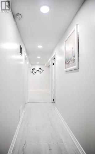 66 Bayhampton Crescent, Vaughan, ON - Indoor Photo Showing Other Room