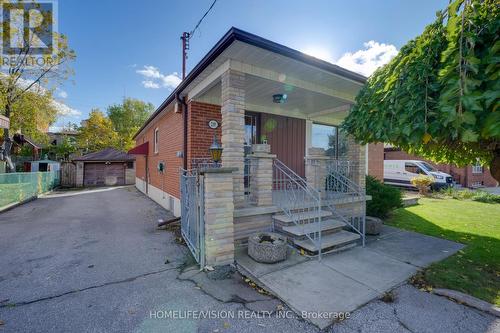 239 Epsom Downs Drive, Toronto, ON - Outdoor