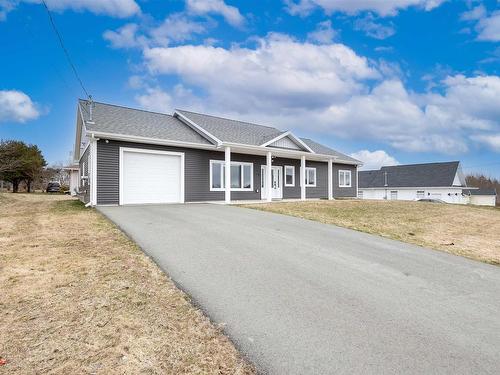 91 Ridgevale Drive, Westmount, NS 