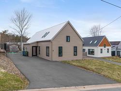 18 MONARCH Terrace  Truro, NS B2N 0A2