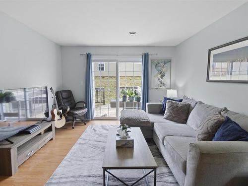 8 17 Heatherway Drive, Cornwall, PE 