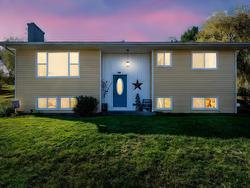 25 Maple Avenue Hantsport, NS B0P 1P0