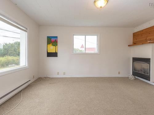 805 Highway 1, Hebron, NS 