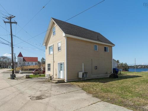 805 Highway 1, Hebron, NS 