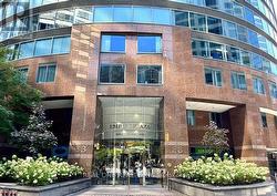 1604 - 33 UNIVERSITY AVENUE Toronto, ON M5J 2S7