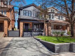 313 WILLARD AVENUE Toronto, ON M6S 3R1