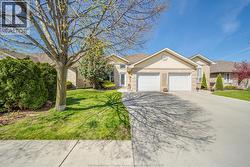 1739 CASTLETON AVENUE  Windsor, ON N8P 1P5