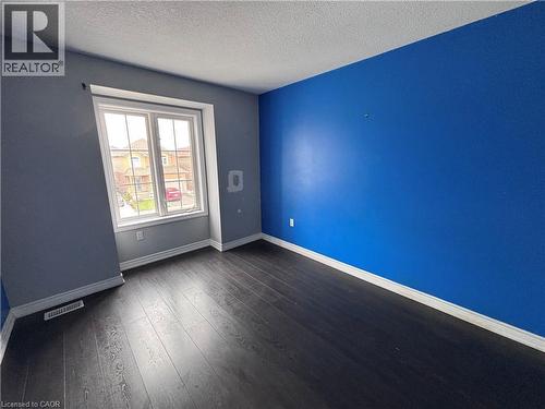71 Fairgrounds Drive, Binbrook, ON - Indoor Photo Showing Other Room