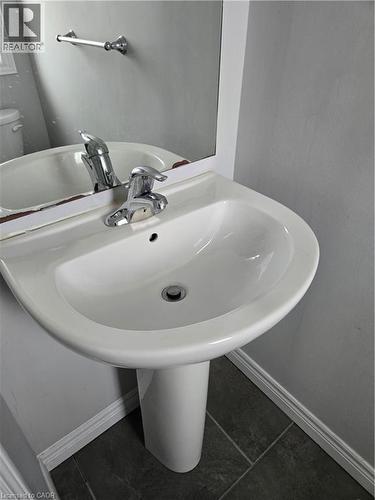 71 Fairgrounds Drive, Binbrook, ON - Indoor Photo Showing Bathroom