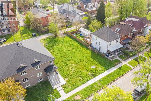 484-488 Janette, Windsor, ON 