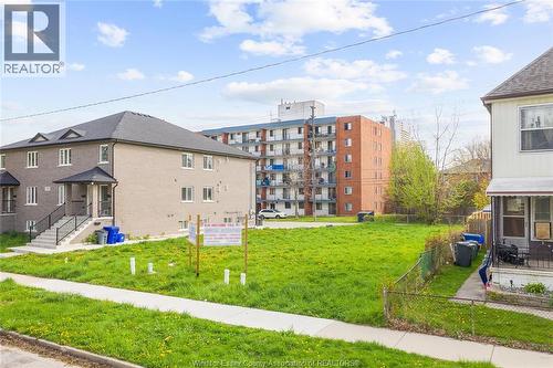 484-488 Janette, Windsor, ON 