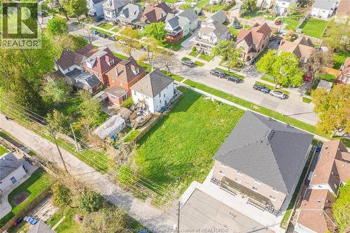 484-488 Janette, Windsor, ON 