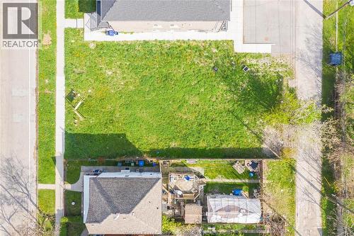 484-488 Janette, Windsor, ON 