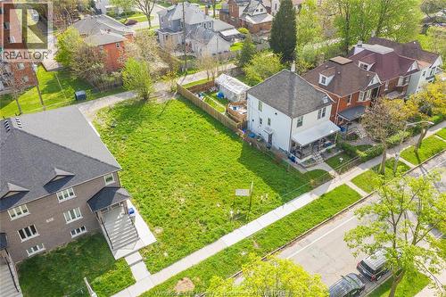 484-488 Janette, Windsor, ON 