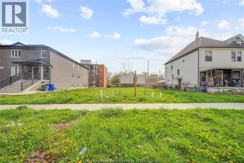 484-488 Janette, Windsor, ON 