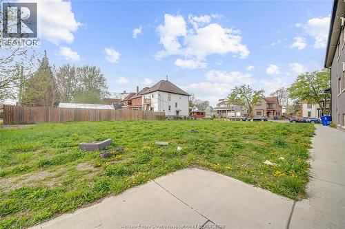 484-488 Janette, Windsor, ON 