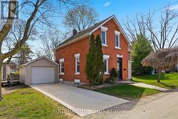 361 6TH AVENUE Hanover, ON N4N 2E8