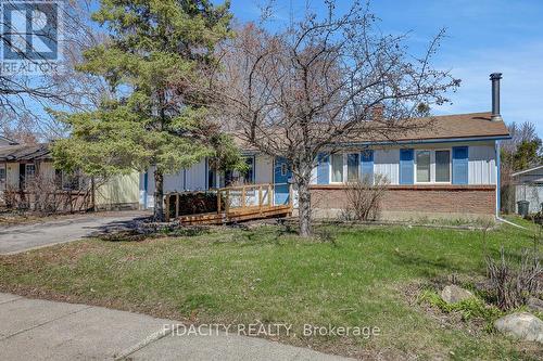 2336 OGILVIE ROAD  Ottawa, ON K1J 7N6