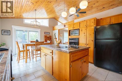 8 Dane Row, Willow Grove, NB - Indoor Photo Showing Kitchen