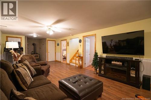 8 Dane Row, Willow Grove, NB - Indoor Photo Showing Living Room