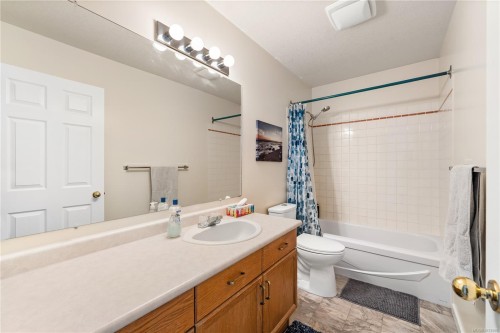 3-1663 Dufferin Cres, Nanaimo, BC 