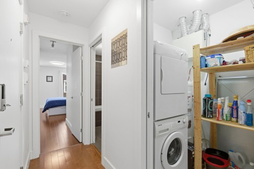 Laundry - 301-2487 Rue Champagne, Montréal (Ville-Marie), QC - Indoor Photo Showing Laundry Room