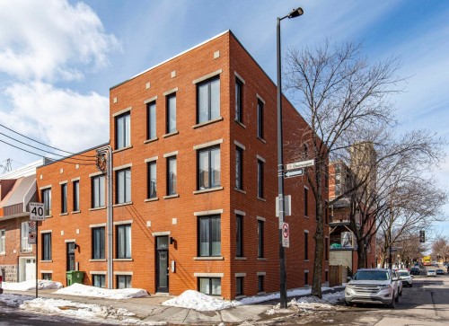 Front of Structure - 301-2487 Rue Champagne, Montréal (Ville-Marie), QC - Outdoor