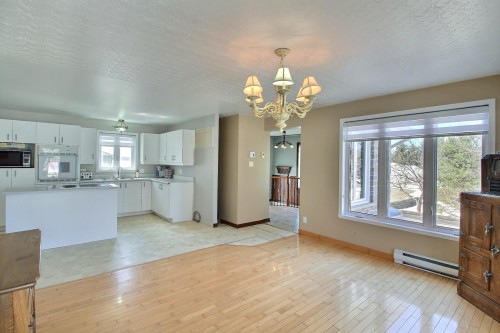 Vue d'ensemble - 34 10E Rang, Barraute, QC - Indoor Photo Showing Kitchen