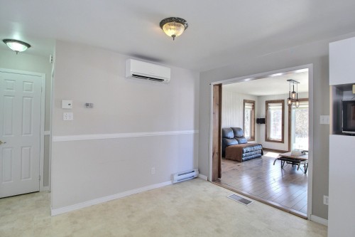 Vue d'ensemble - 34 10E Rang, Barraute, QC - Indoor Photo Showing Other Room