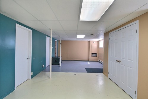 Salle familiale - 34 10E Rang, Barraute, QC - Indoor