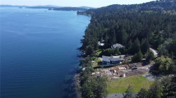 760 Lands End Rd North Saanich, BC V8L 5K9