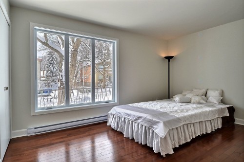 Master Bedroom - 564 Rue Le Royer, Saint-Lambert, QC - Indoor Photo Showing Bedroom