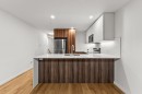 Cuisine - 558 Rue Nicolet, Montréal (Mercier/Hochelaga-Maisonneuve), QC  - Indoor Photo Showing Kitchen With Double Sink 