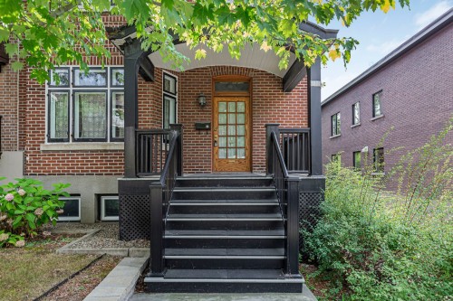 4874 Av. Victoria  Montréal (Côte-Des-Neiges/Notre-Dame-De-Grâce), QC H3W 2N1