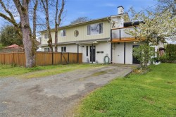 2844 Rita Rd Langford, BC V9B 4A1