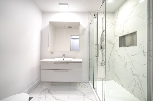 Salle de bains - 24 Av. Des Chênes, Candiac, QC - Indoor Photo Showing Bathroom