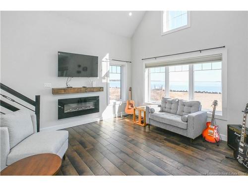 77 De L'Outarde St, Pointe-Des-Robichaud, NB 