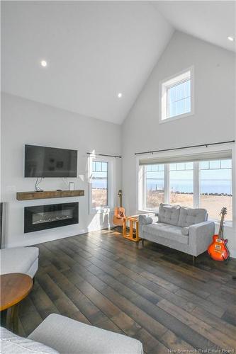 77 De L'Outarde St, Pointe-Des-Robichaud, NB 