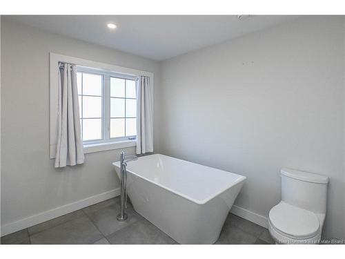 77 De L'Outarde St, Pointe-Des-Robichaud, NB 