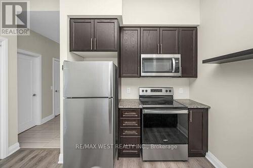 615 - 16 Concord Place, Grimsby, ON - Indoor Photo Showing Kitchen With Stainless Steel Kitchen