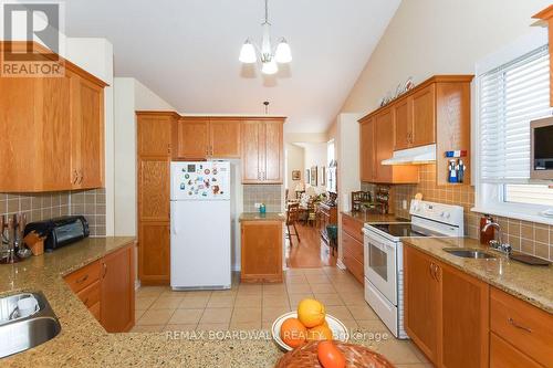 1861 Mickelberry Crescent, Ottawa, ON 