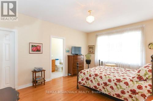 1861 Mickelberry Crescent, Ottawa, ON 