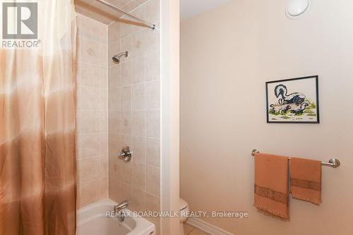 1861 Mickelberry Crescent, Ottawa, ON 