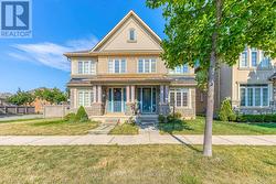 527 SIXTEEN MILE DRIVE Oakville, ON L6M 0P7