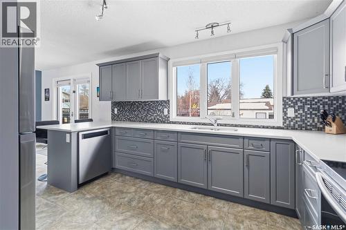 3001 Eastview, Saskatoon, SK 