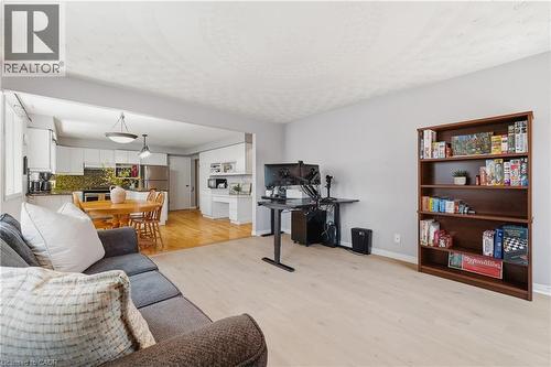 381 Timlock Place, Waterloo, ON - Indoor