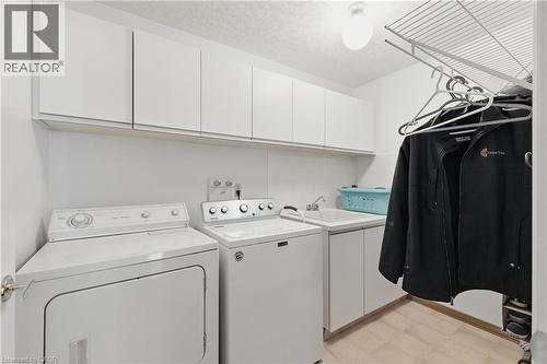 381 Timlock Place, Waterloo, ON - Indoor Photo Showing Laundry Room