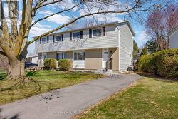 226 OLD COLONY ROAD Ottawa, ON K2L 1M7